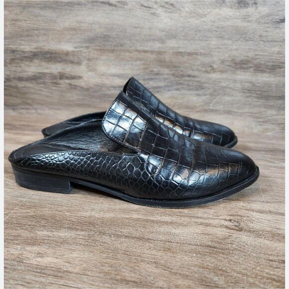 Robert Clergerie Shoes - Robert Clergerie Leather Embossed Mules Flats Black US 6 EU 36.5